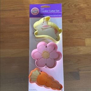 New Wilton Metal Easter Cookie Cutters
